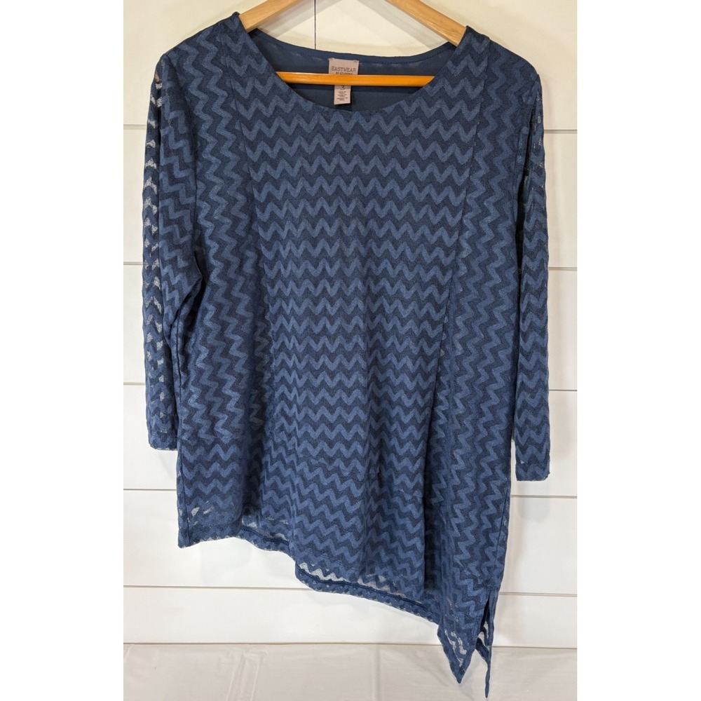 Easywear By Chico's Women's Size 3‎ Asymmetrical Hem Blue Chevron Pattern Top